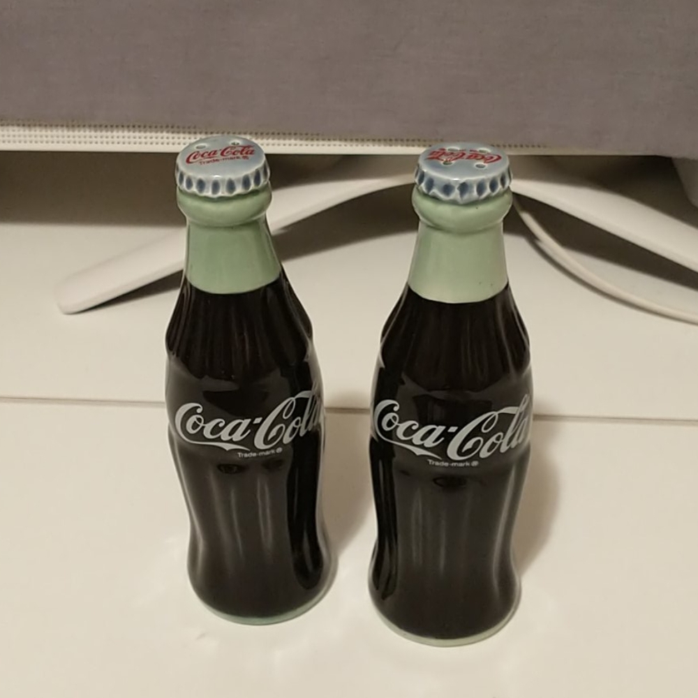 Coca cola salt and pepper shakers